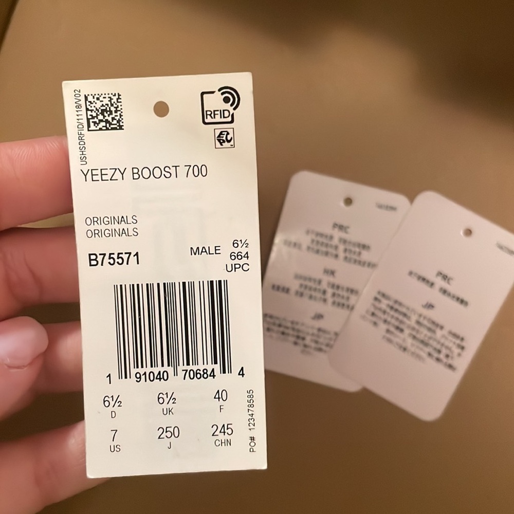 Yeezy wave runner - Picture 6 of 6